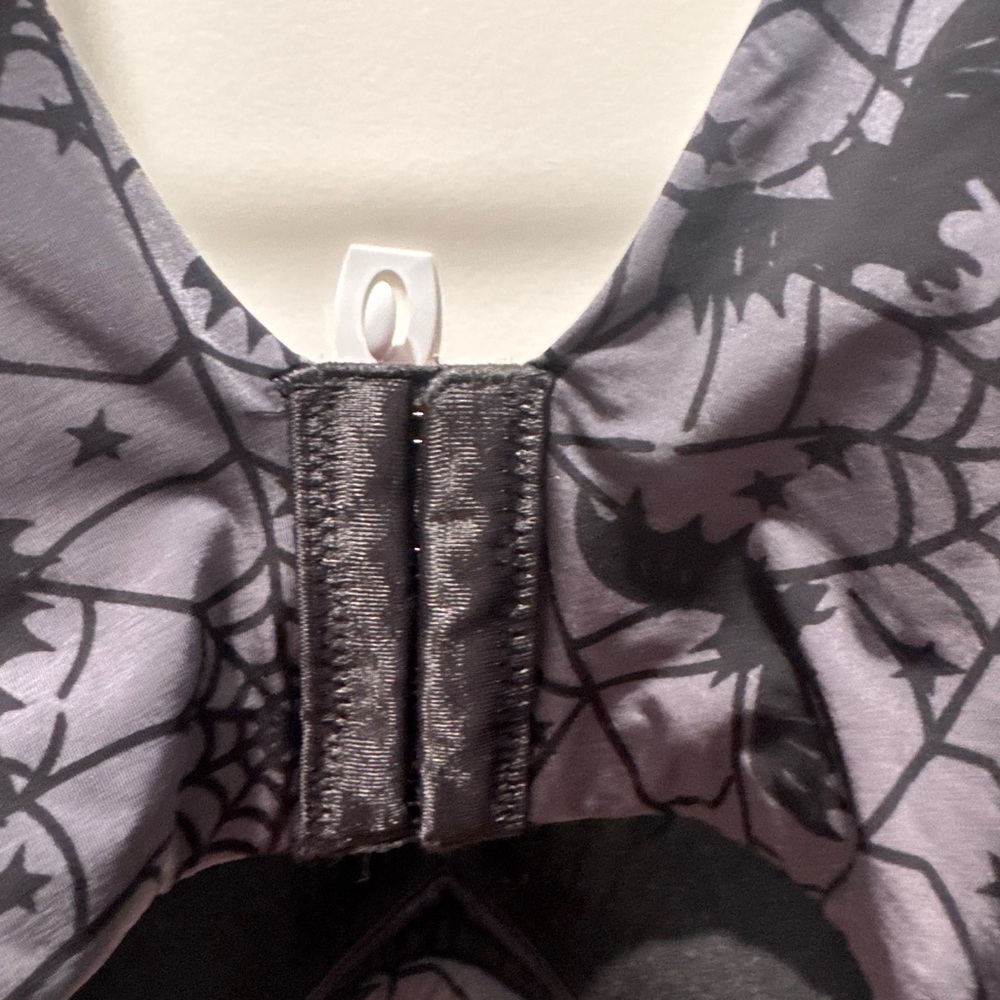 Torrid Curve Black Bra 46D Bats Spider Web Design Women’s Underwire - Picture 8 of 8